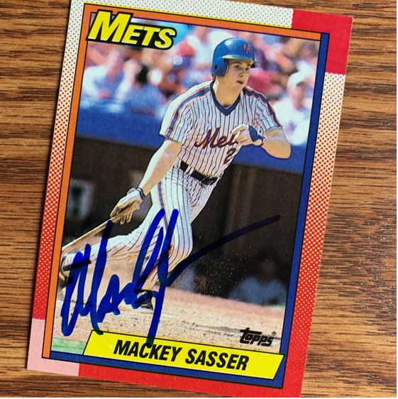 Autograph Warehouse 725366 Mackey Sasser Autographed New York Mets 1988 Topps Traded No.103T Baseball Card